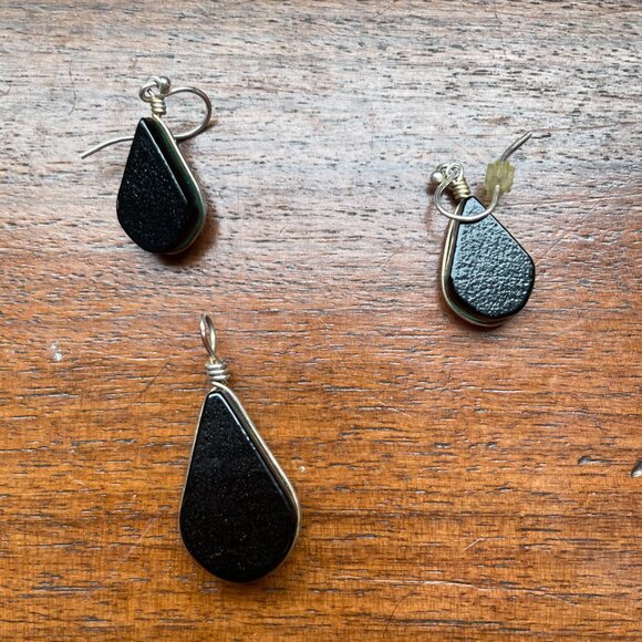 Shimmery Blue, Green and Gold Art Glass Dangle Earrings and Pendant - Picture 3 of 3